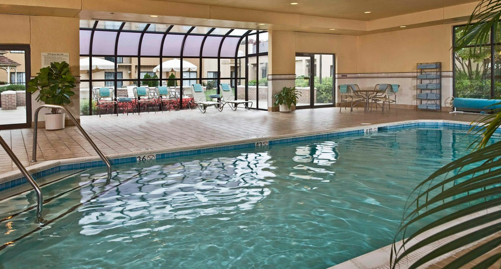 Courtyard By Marriott Columbia Hotel Exterior photo